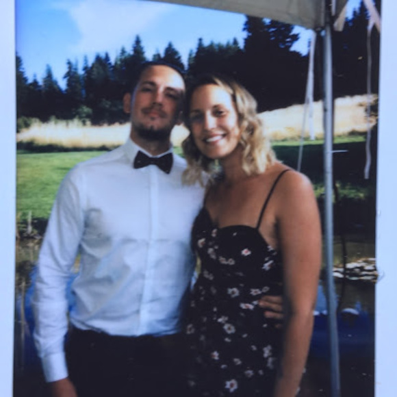 Meet your Posher, Alix - Picture 1 of 1